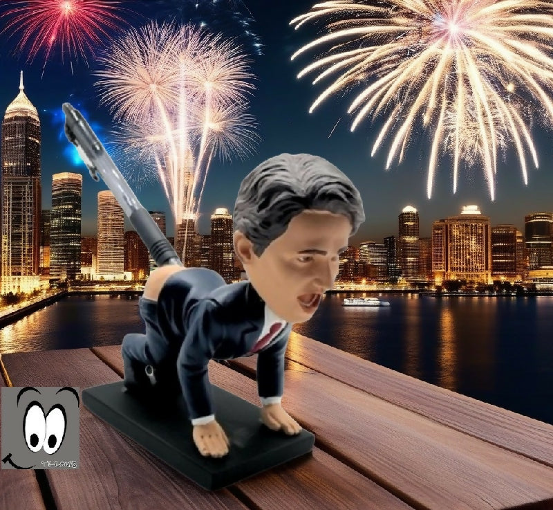 Porte crayon Justin Trudeau modèle 2 / Justin Trudeau Bobblehead Pencil Holder Gag style 2